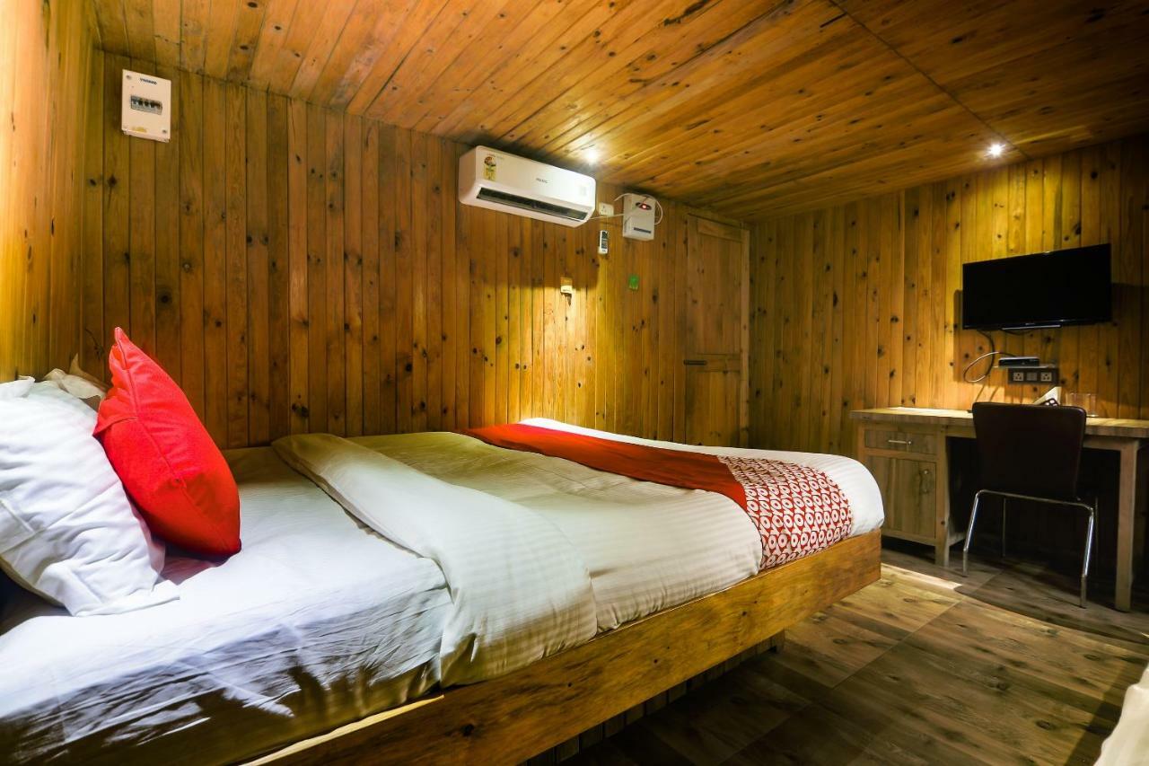 Oyo 36006 Eastern Retreat Hotel Nunmati Esterno foto